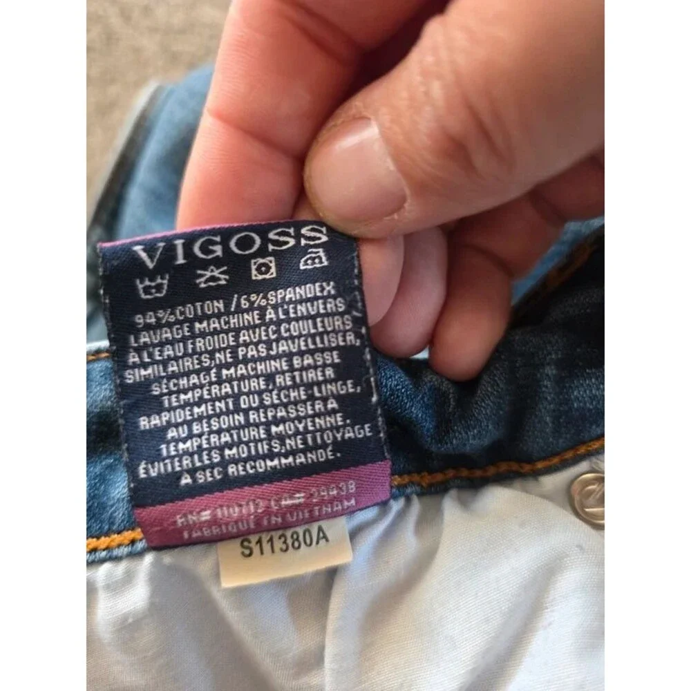 Vigoss Marley Mid-Rise Denim Jean Shorts - Size 30 / 10 EUC
